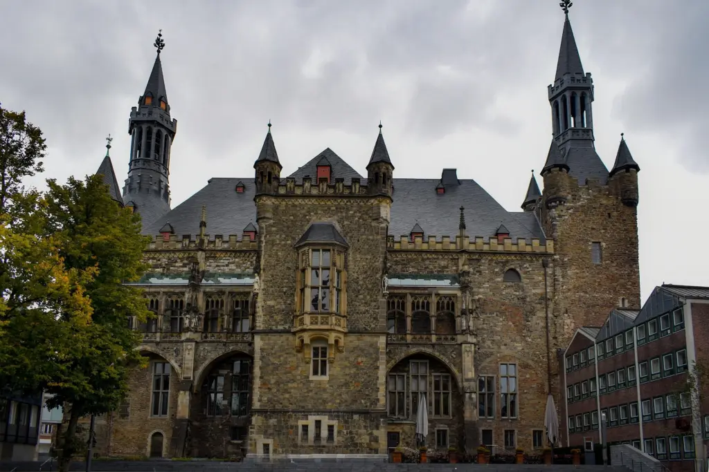 Historisches Aachener Rathaus am Markt in Aachen